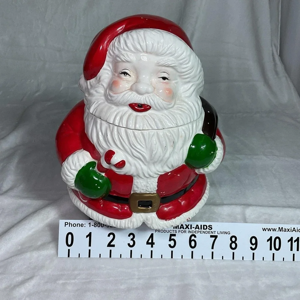 VTG Yin Tai Taiwan Santa Claus Cookie Jar Hand Painted Ceramic Christmas